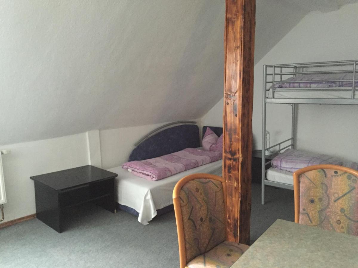 Ferienheim "Zur Krone" Hotel Oberwiesenthal Ngoại thất bức ảnh